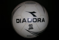 Pallone  Diadora  per solo Esposizione  anni 90  A